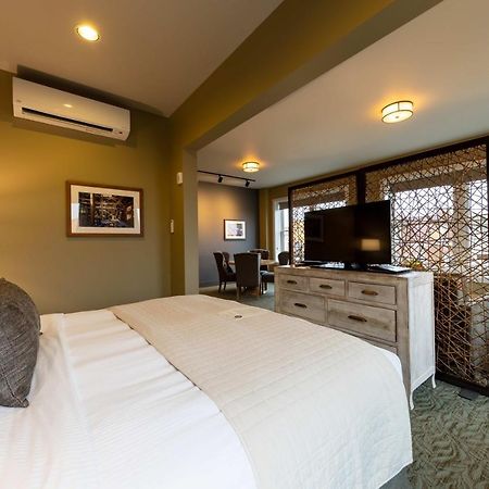 Inn at Lynden Bagian luar foto